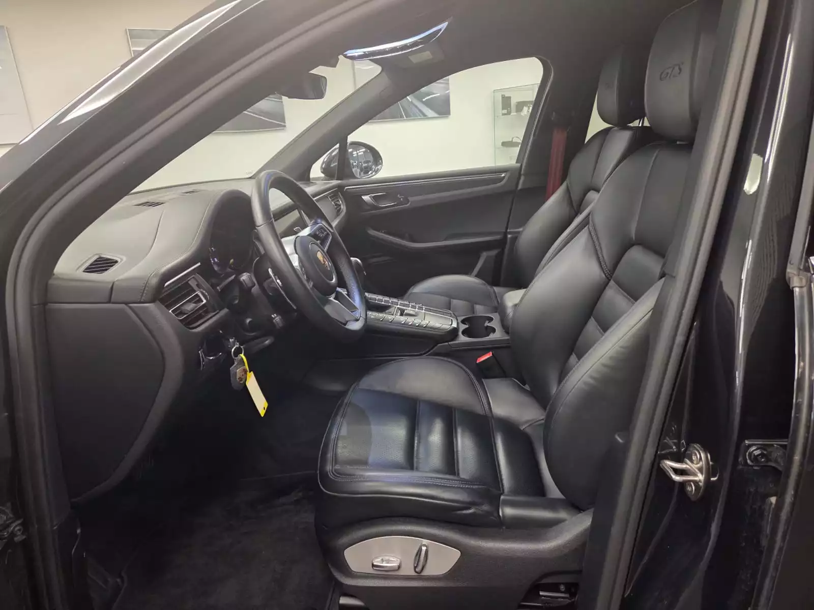 Porsche Macan GTS 381 CV / 280kW - Photo 1