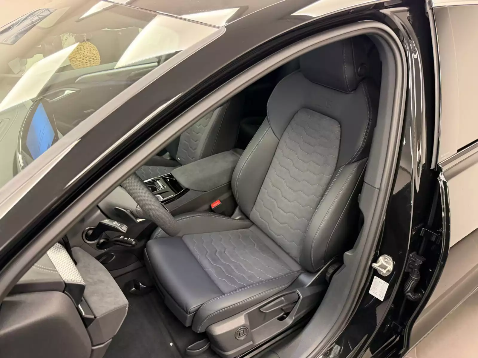 Audi A6 e-tron Avant S line 286 CV / 210 kW - Photo 1