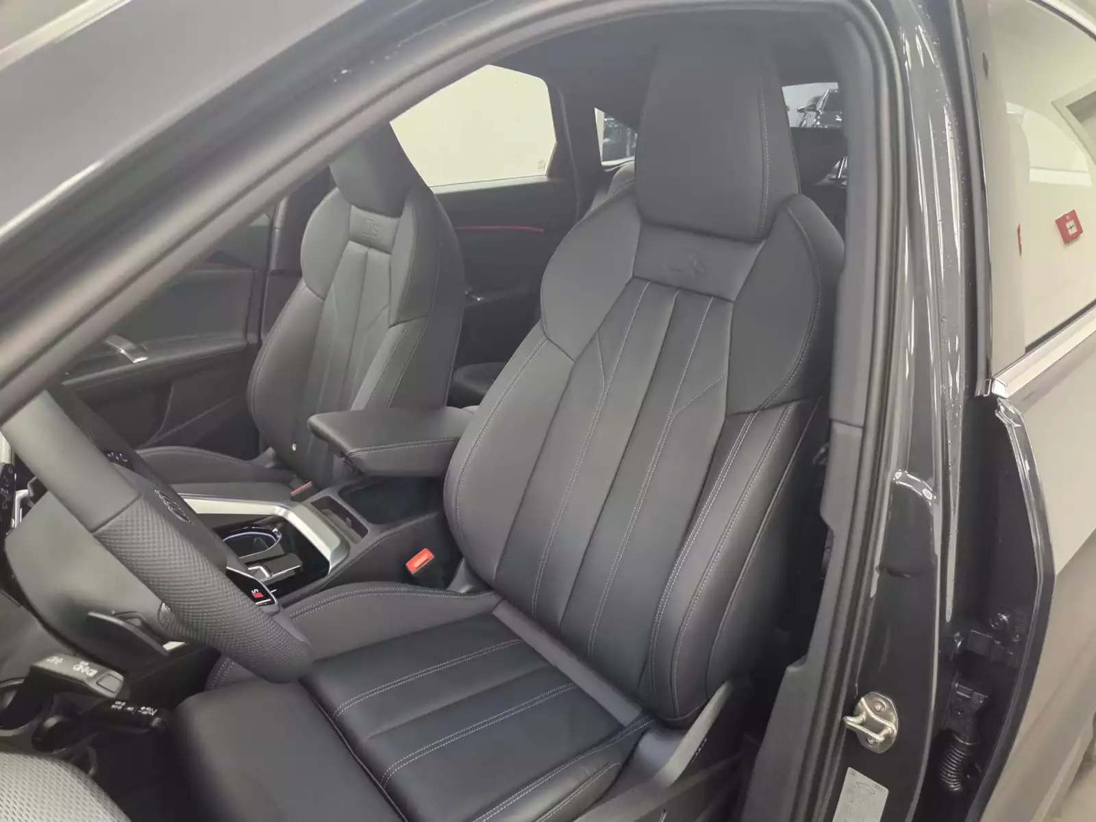 Audi Q5 Sportback S line TFSI 272 CV / 200 kW S tronic - Photo 1