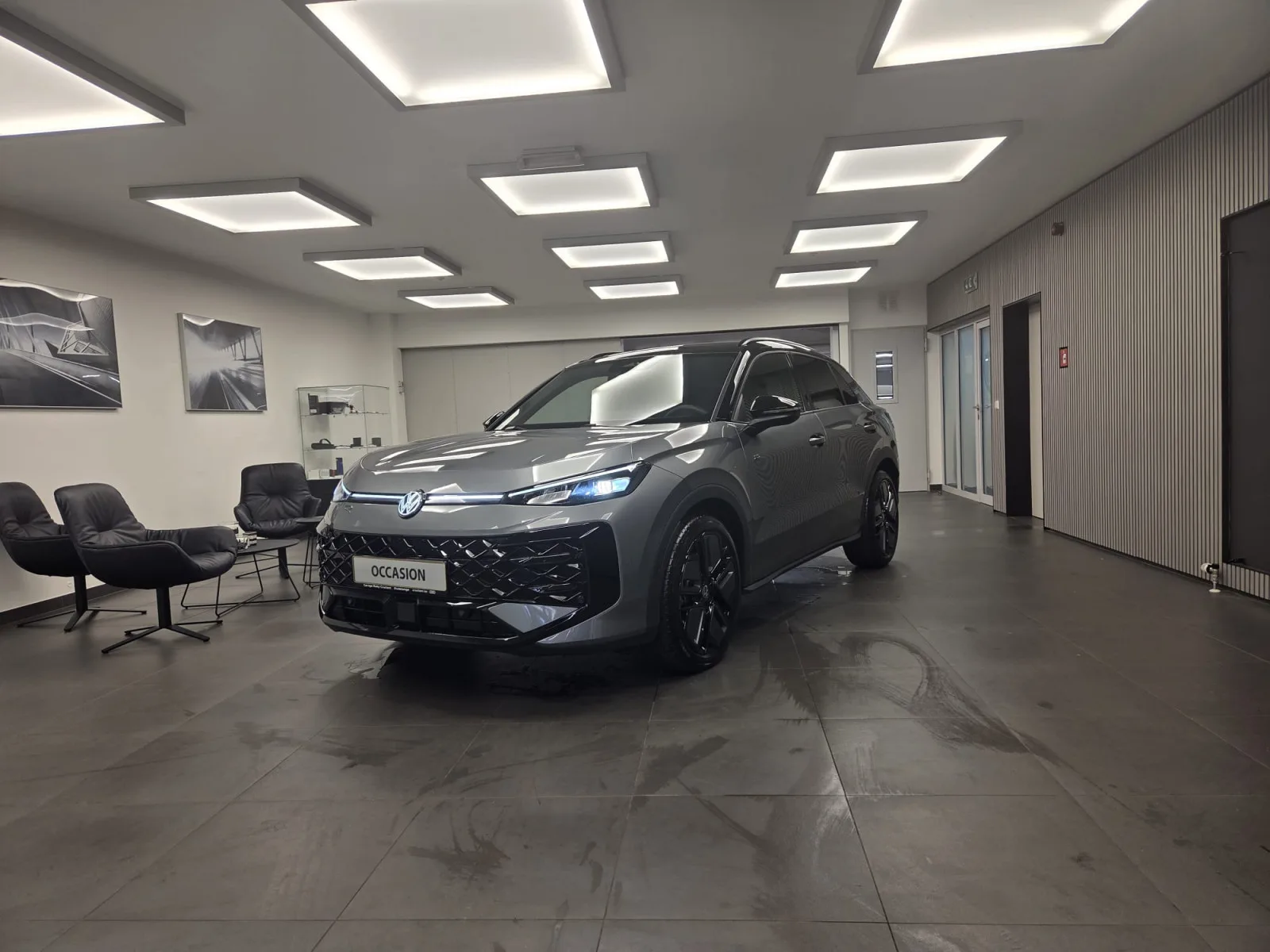 Volkswagen T-Roc TSI R-Line 150 CV / 110 KW DSG - Photo 1