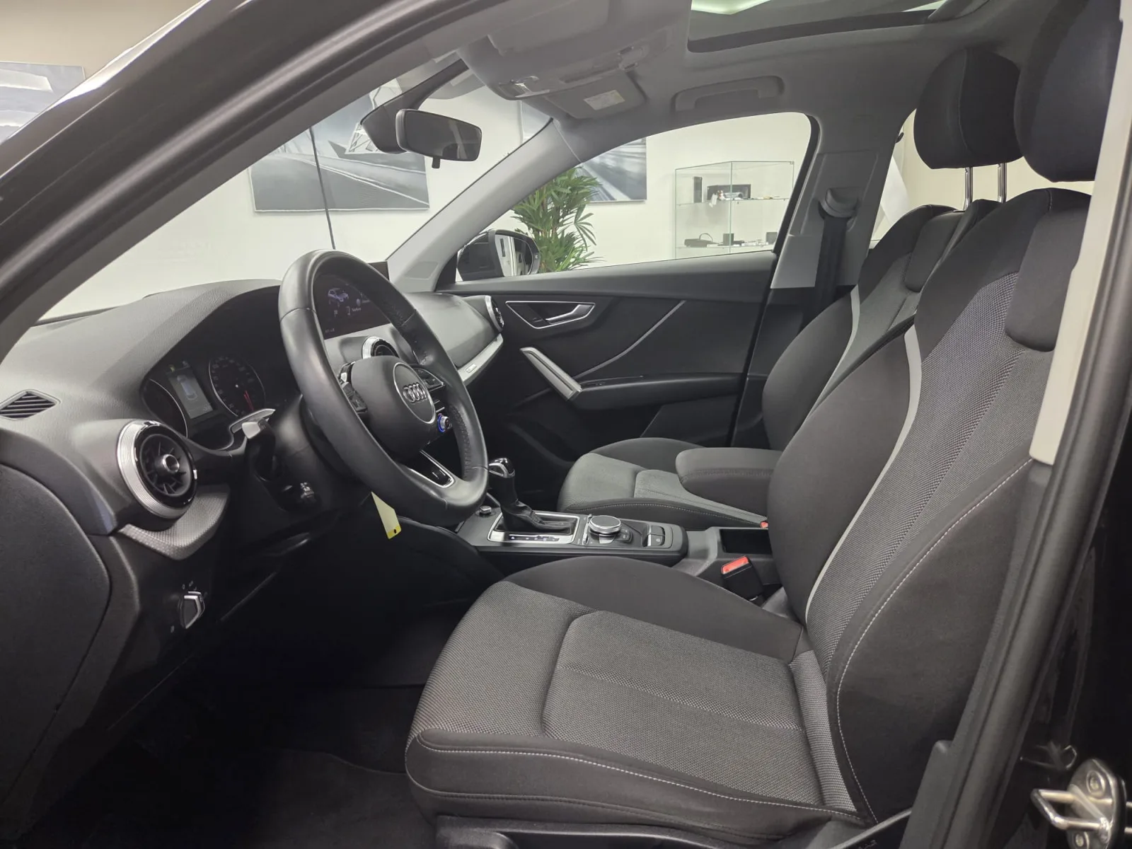 Audi Q2 Advanced 35 TFSI 150 CH / 110 kW S tronic - Photo 1