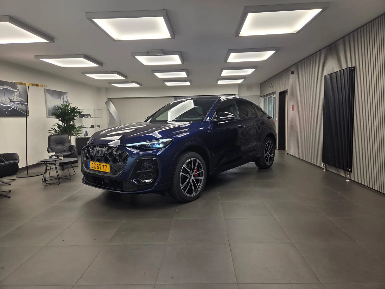 Audi Q5 Sportback S line e-hybrid quattro 367ch / 270kW S tronic - Photo 1