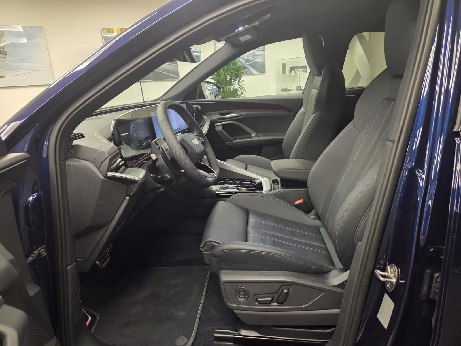 Audi Q5 Sportback S line e-hybrid quattro 367ch / 270kW S tronic - Photo 1