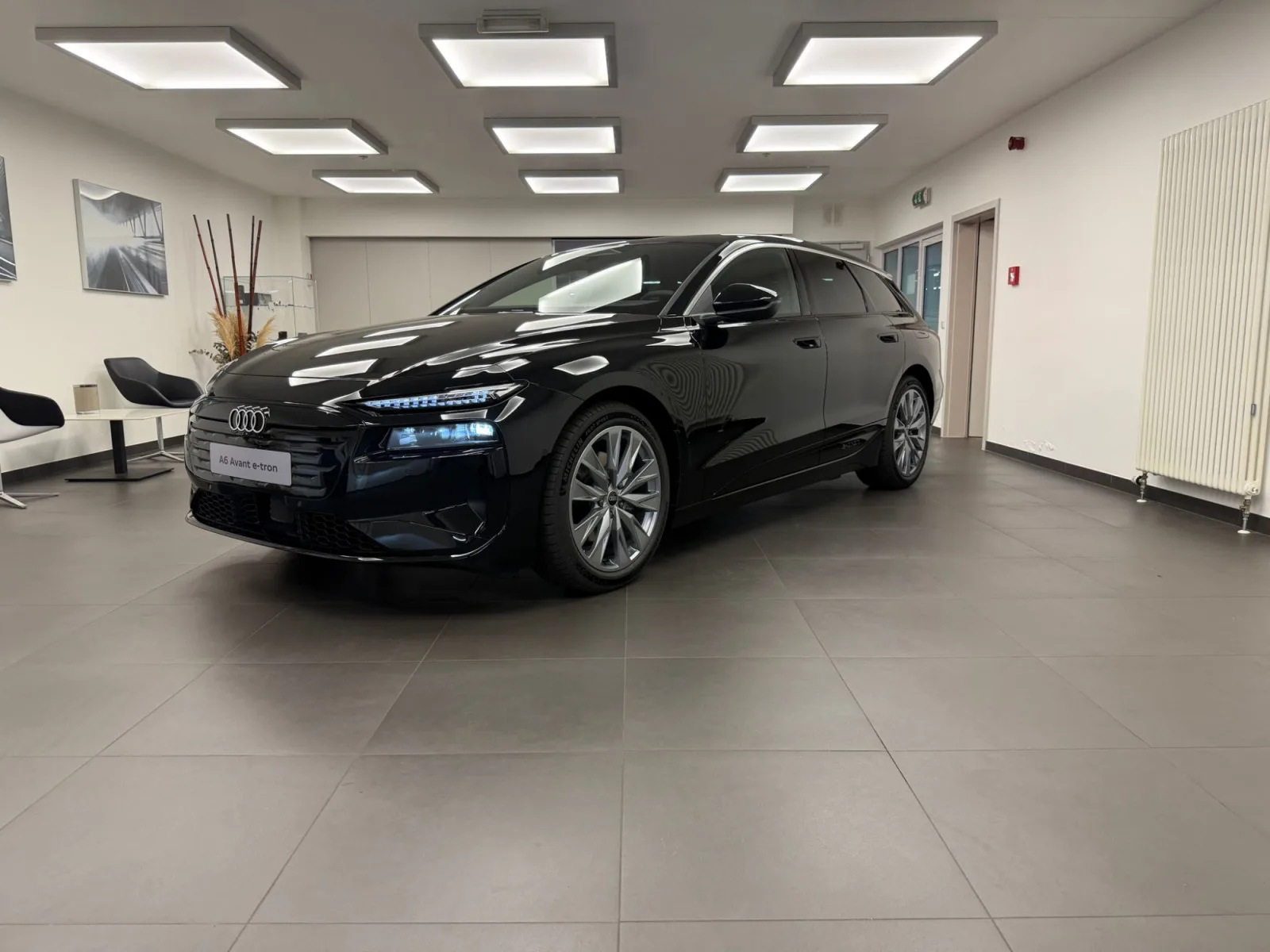 Audi A6 e-tron Avant S line 286 CH / 210 kW - Photo 1