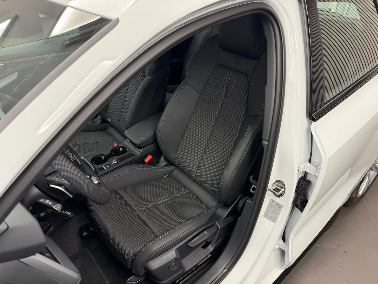 Audi A3 Sportback S line TFSI e 204 CV / 150 kW S tronic - Photo 1