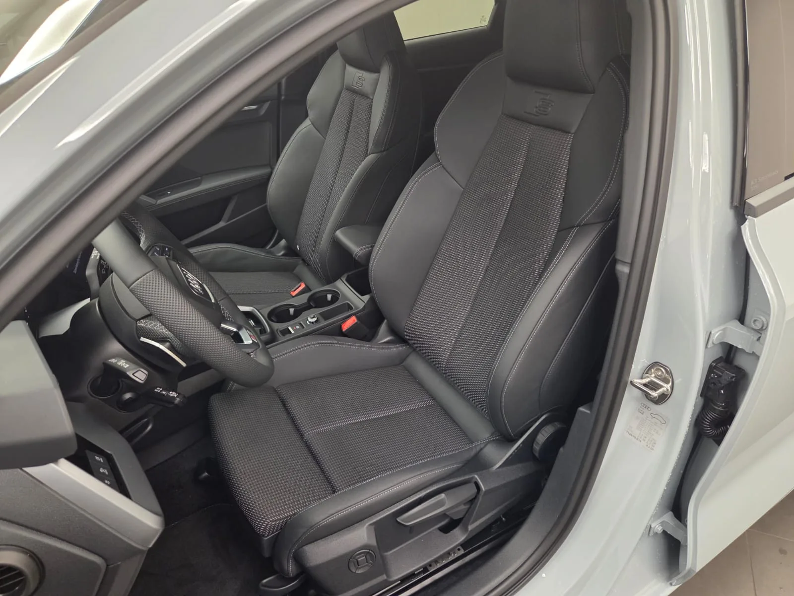 Audi A3 Sportback TFSI 116 CV / 85 kW S tronic - Photo 1