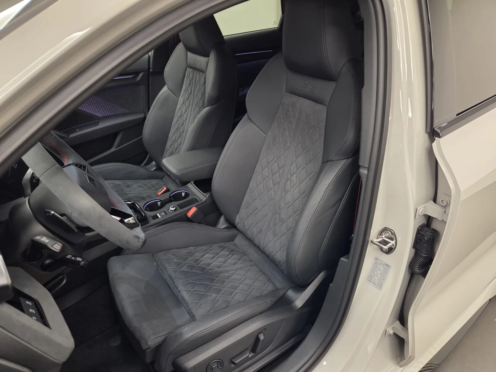 Audi RS3 Sportback 2.5 TFSI quattro 400 CH / 294 kW S tronic - Photo 1