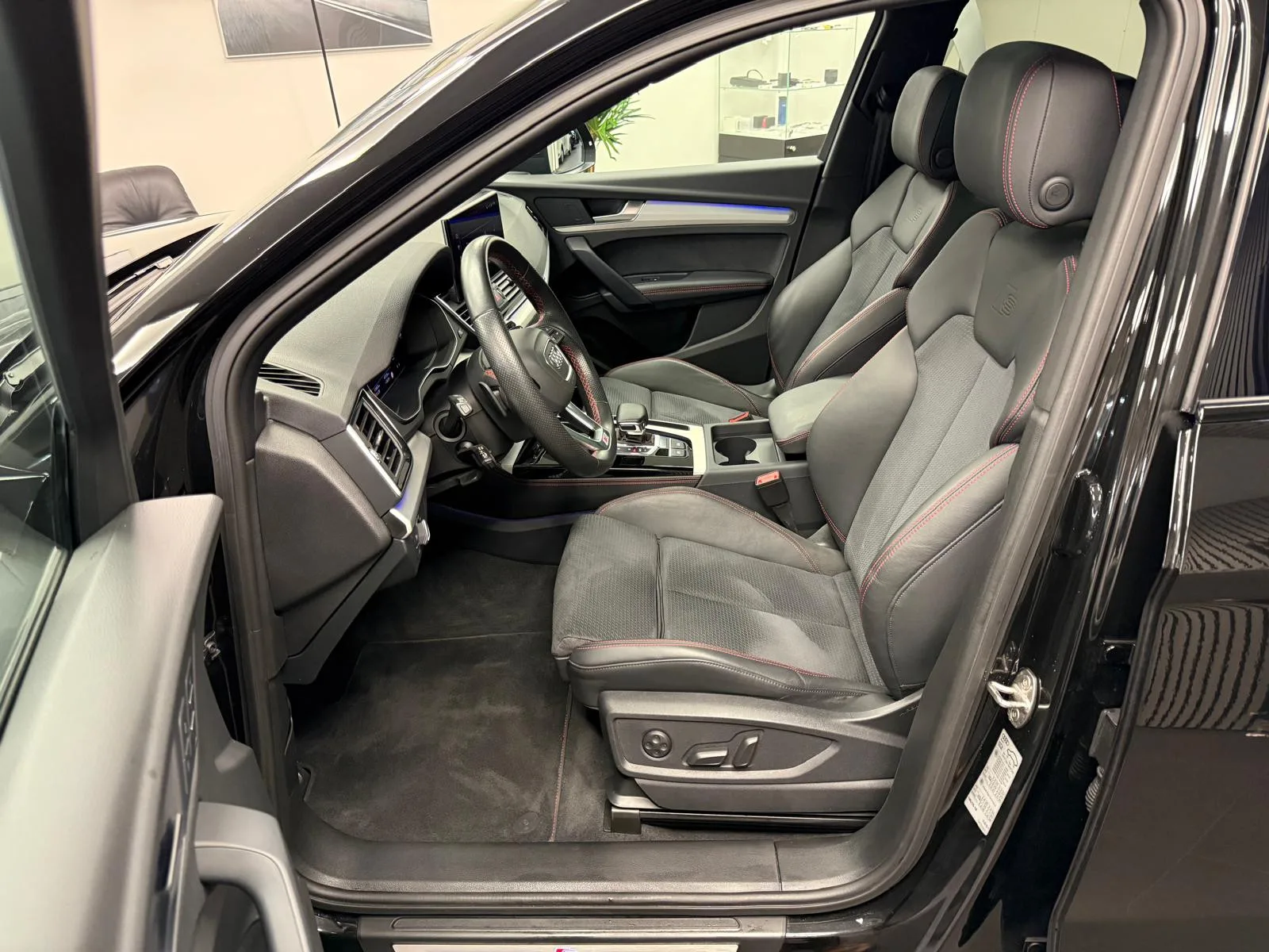 Audi Q5 S line 40 TFSI quattro 204 CH / 150 kW S tronic - Photo 1