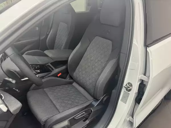 Audi A5 A5 Avant S line TFSI 150 CV / 110 kW S tronic - Photo 2