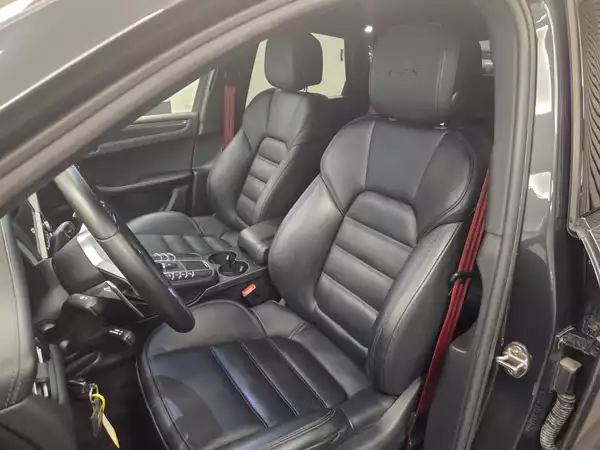 Porsche Macan GTS 381 CV / 280kW - Photo 2