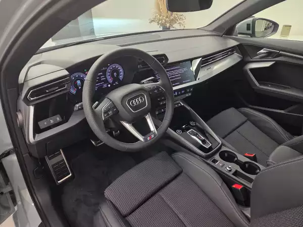 Audi A3 Sportback TFSI 116 CV / 85 kW S tronic - Photo 2