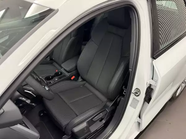 Audi A3 Sportback S line TFSI e 204 CV / 150 kW S tronic - Photo 2