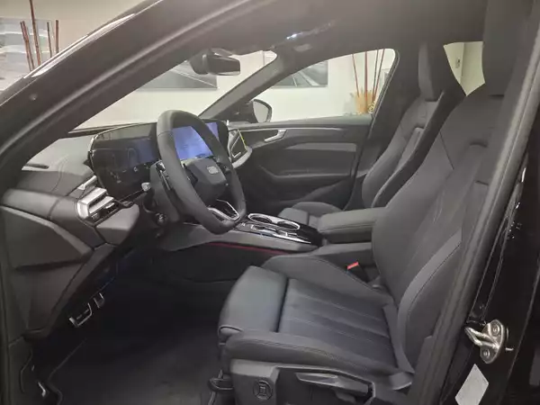 Audi A6 Avant S Line 204 CV / 150 kW TDI quattro S tronic - Photo 2