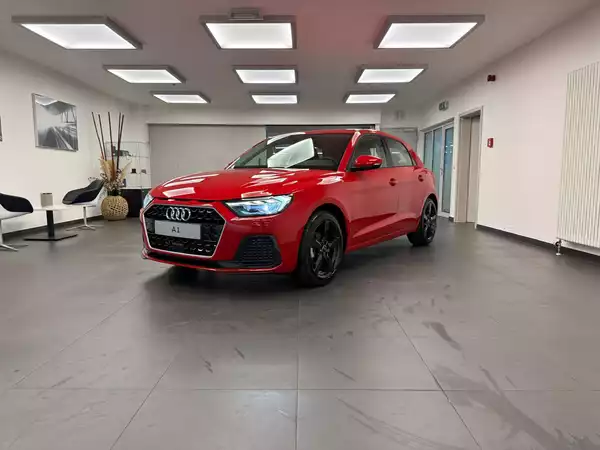 Audi A1 Sportback Advanced TFSI 95 CH / 70 kW S tronic - Photo 1