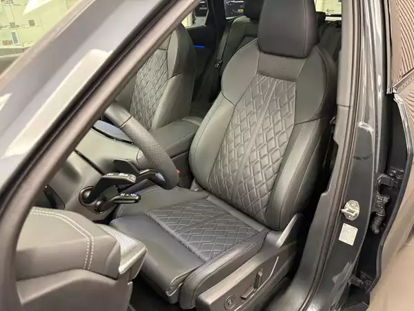 Audi SQ5 SUV 367 CH / 270 kW TFSI quattro S tronic - Photo 2