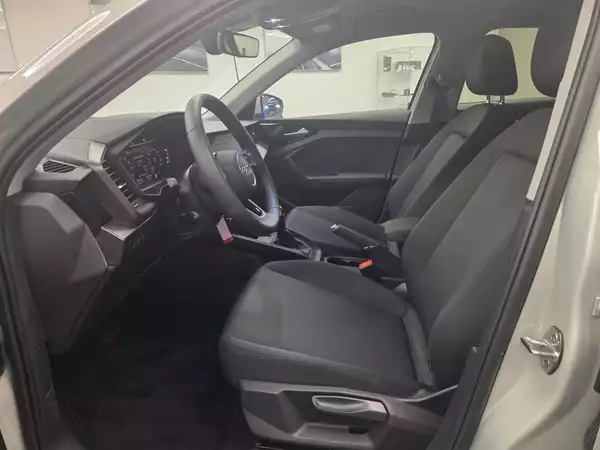 Audi A1 Sportback S line 30 TFSI 116 CH / 85 kW S tronic - Photo 2