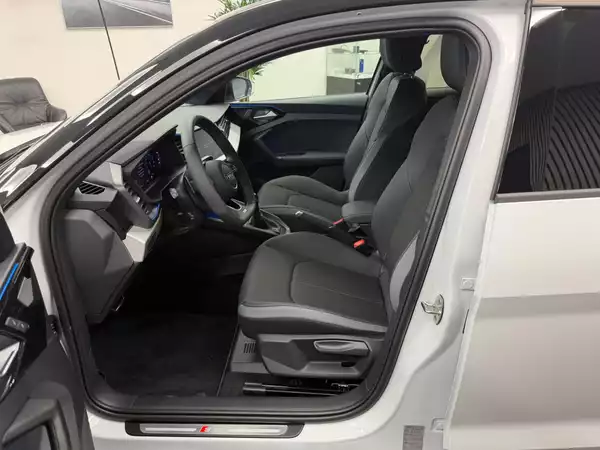 Audi A1 Sportback S line Plus 207 CH / 152 kW S tronic - Photo 2