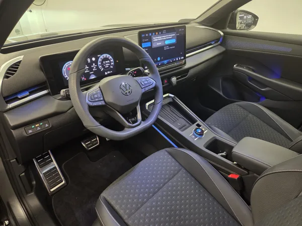 Volkswagen T-Roc TSI R-Line 150 CV / 110 KW DSG - Photo 3