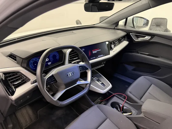 Audi Q4 e-tron Sportback 45 286 CH / 210 kW - Photo 3