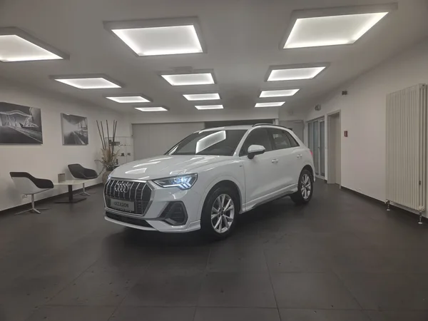 Audi Q3 S line 35 TFSI 150 CV / 110 KW S tronic - Photo 1