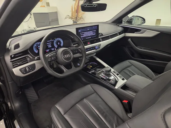 Audi A5 Cabriolet S line TDI 204 CH / 150 KW S tronic - Photo 3