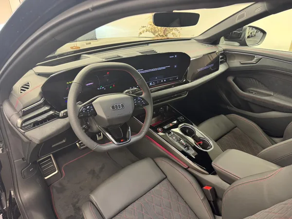Audi A6 A6 Avant S Line 367 CV / 270 KW TFSI quattro S tronic - Photo 3