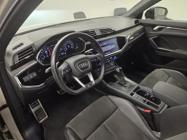 Audi RS Q3 2.5 TFSI quattro 400 CH / 295 kW S tronic - Photo 3