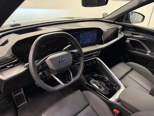 Audi Q5 Sportback S line 204 CV / 150 kW TDI quattro S tronic - Photo 3