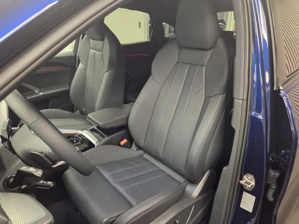 Audi Q5 Sportback S line e-hybrid quattro 367ch / 270kW S tronic - Photo 2