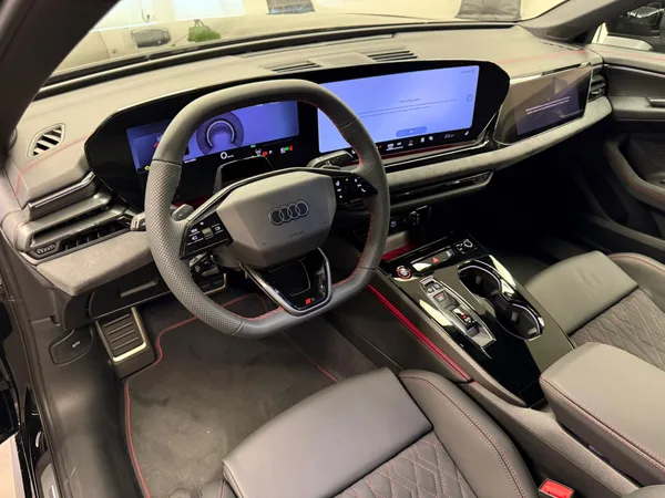 Audi A5 Berline TDI quattro 204 CH / 150 kW S tronic - Photo 3
