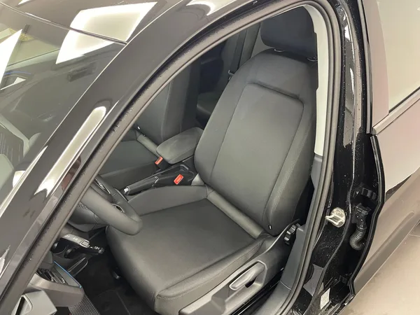 Audi A1 Sportback Advanced TFSI 95 CH / 70 kW S tronic - Photo 2
