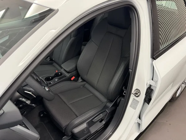 Audi A3 Sportback S line TFSI e 204 CV / 150 kW S tronic - Photo 2