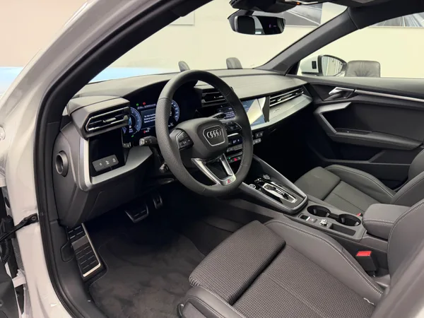 Audi A3 Sportback S line TFSI e 204 CV / 150 kW S tronic - Photo 3