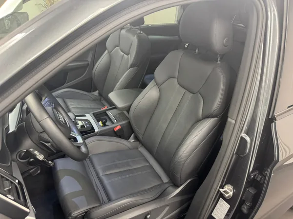 Audi Q5 S line 55 TFSI e quattro 367 CV / 270 KW S tronic - Photo 2
