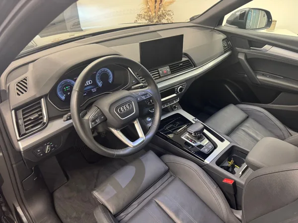 Audi Q5 S line 55 TFSI e quattro 367 CV / 270 KW S tronic - Photo 3