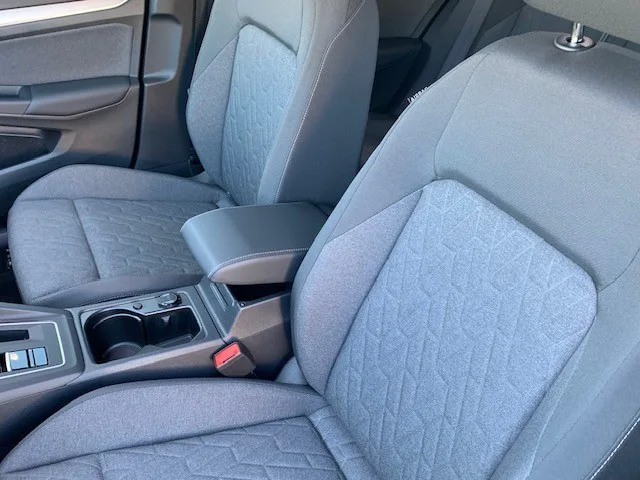 Volkswagen Golf LIFE 1.5 eHYBRID 150CV DSG6 - Photo 1