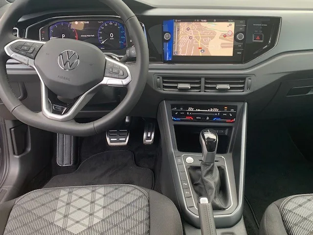 Volkswagen Taigo R-LINE BLACK STYLE 1.5TSI 150CV DSG7 - Photo 1