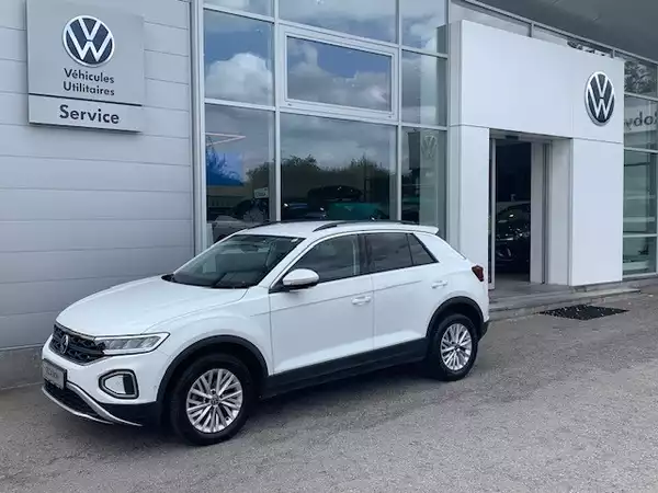 Volkswagen T-Roc LIFE 1.5TSI 150CV DSG7 - Photo 1