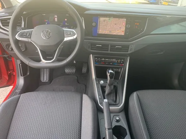 Volkswagen Taigo LIFE 1.0TSI 116CV DSG7 - Photo 2
