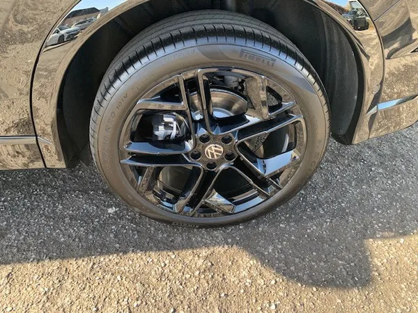 Volkswagen Tiguan R-LINE BLACK STYLE 1.5 eHYBRID 177CV DSG6 - Photo 3