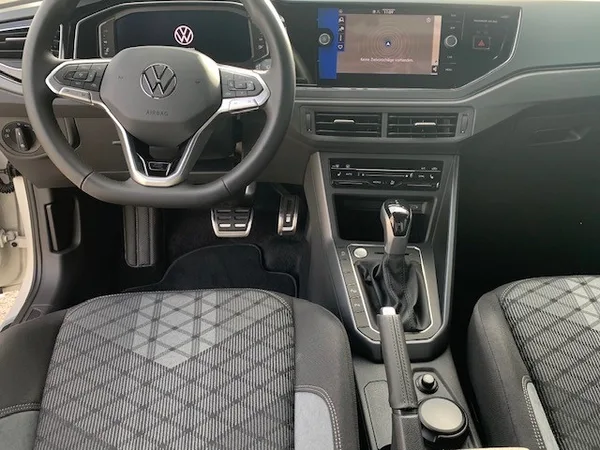 Volkswagen Polo R-LINE 1.0TSI 116CV DSG7 - Photo 2