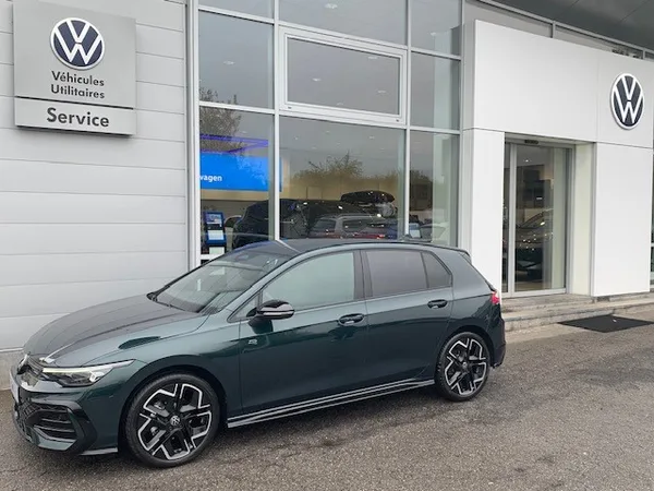 Volkswagen Golf R-LINE BLACK STYLE 1.5eTSI 150CV DSG7 - Photo 1
