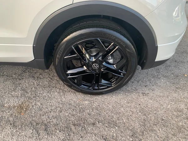 Volkswagen T-Cross R-LINE BLACK STYLE 1.5TSI 150CV DSG7 - Photo 3