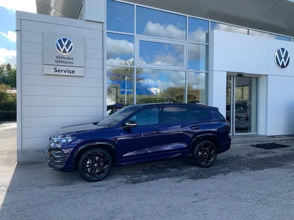 Volkswagen Tayron R-LINE BLACK STYLE 1.5 eHYBRID 177CV DSG6 - Photo 1