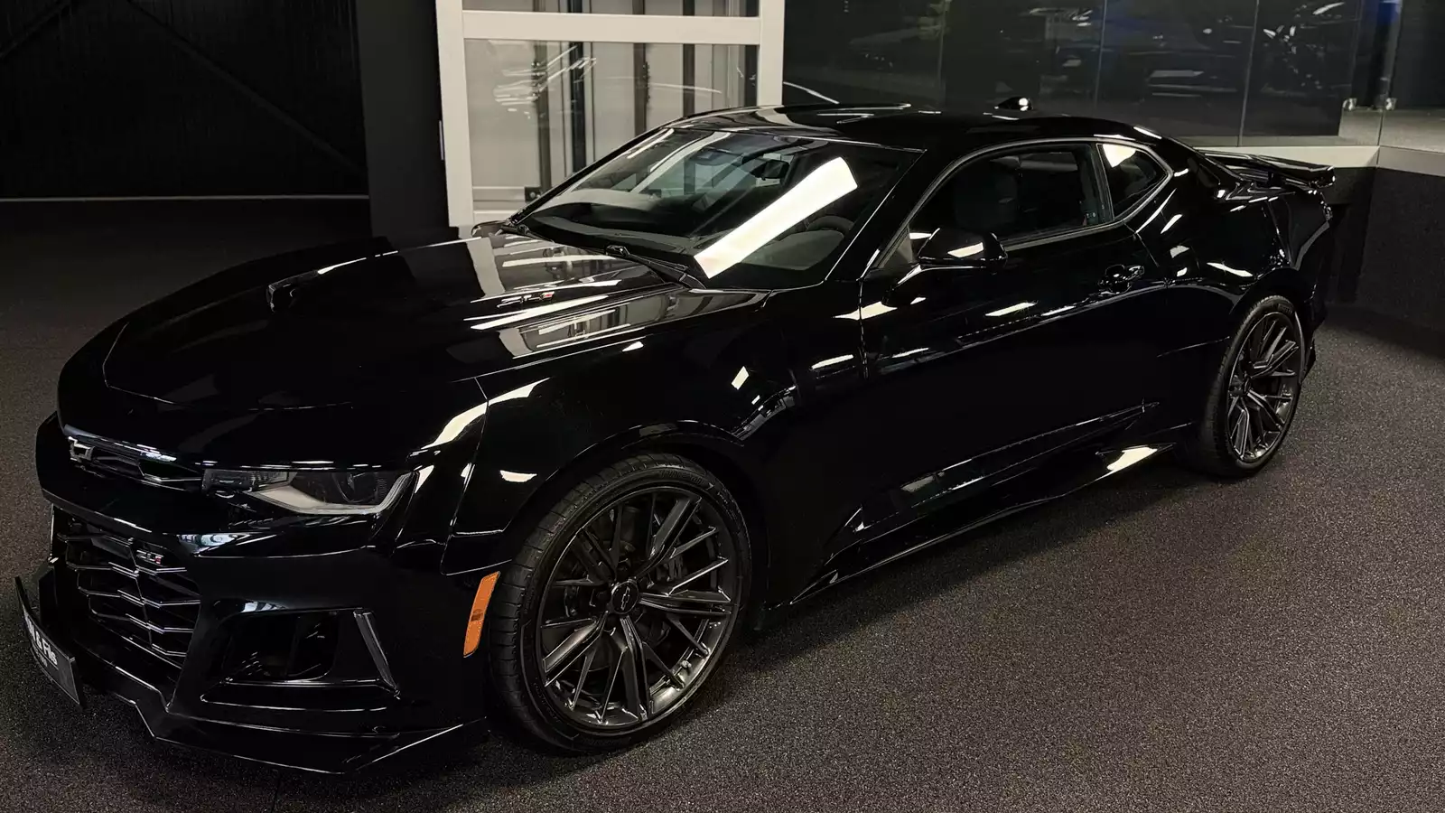 Chevrolet Camaro ZL1 6.2 V8 - Photo 1