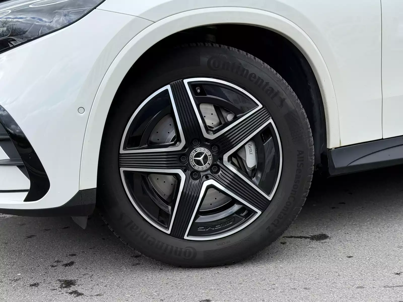 Mercedes-Benz GLC 200 AMG Line 4 Matic - Photo 1