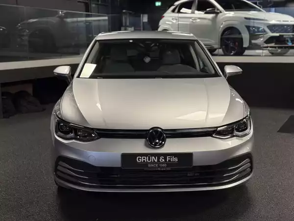 Volkswagen Golf 1.5 STYLE - Photo 2