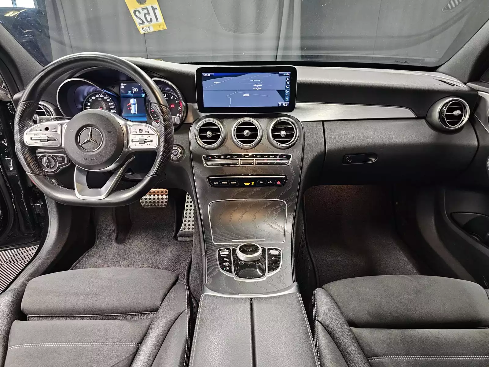 Mercedes-Benz C 300 AMG Line - Photo 1