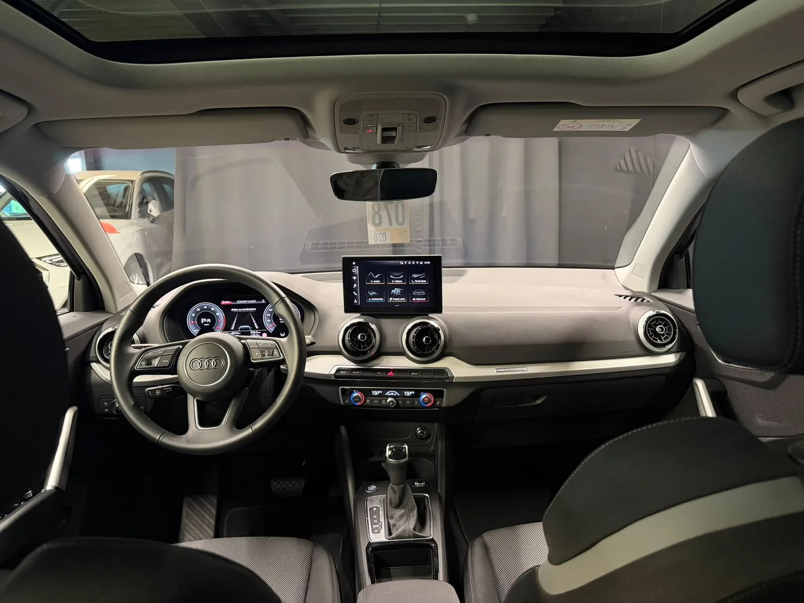 Audi Q2 35 TFSI 150cv S-line S-tronic - Photo 1