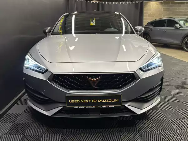 Cupra Leon VZ 2.0 TSI 300cv PANO/CUIR/CAMERA - Photo 3
